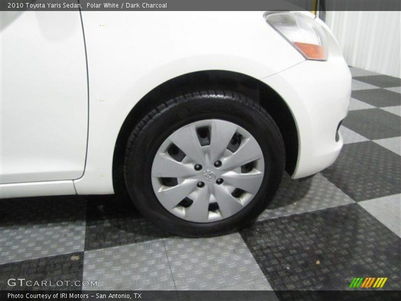 Polar White / Dark Charcoal 2010 Toyota Yaris Sedan