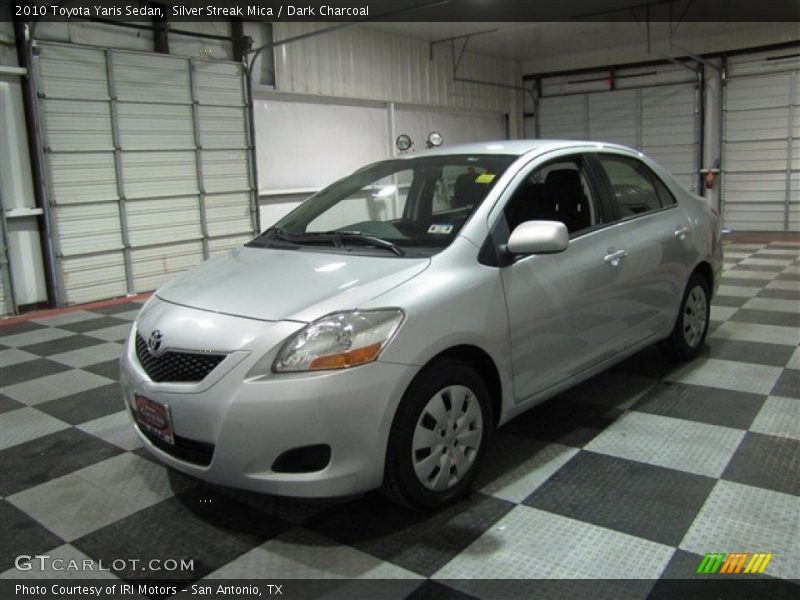 Silver Streak Mica / Dark Charcoal 2010 Toyota Yaris Sedan