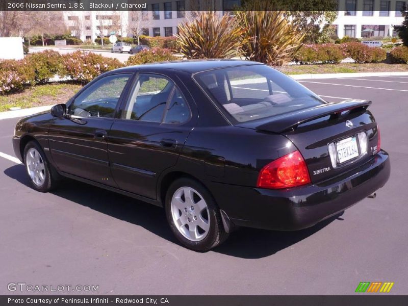 Blackout / Charcoal 2006 Nissan Sentra 1.8 S