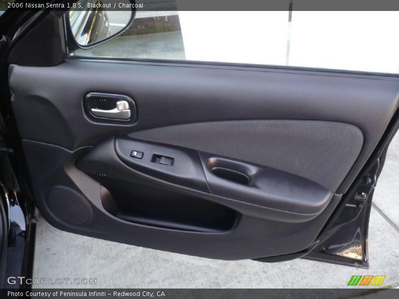 Blackout / Charcoal 2006 Nissan Sentra 1.8 S