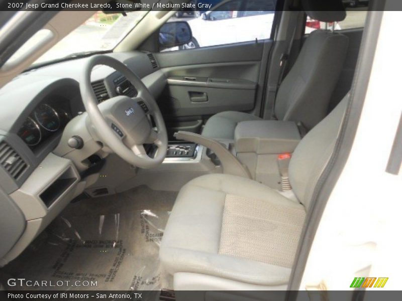 Stone White / Medium Slate Gray 2007 Jeep Grand Cherokee Laredo