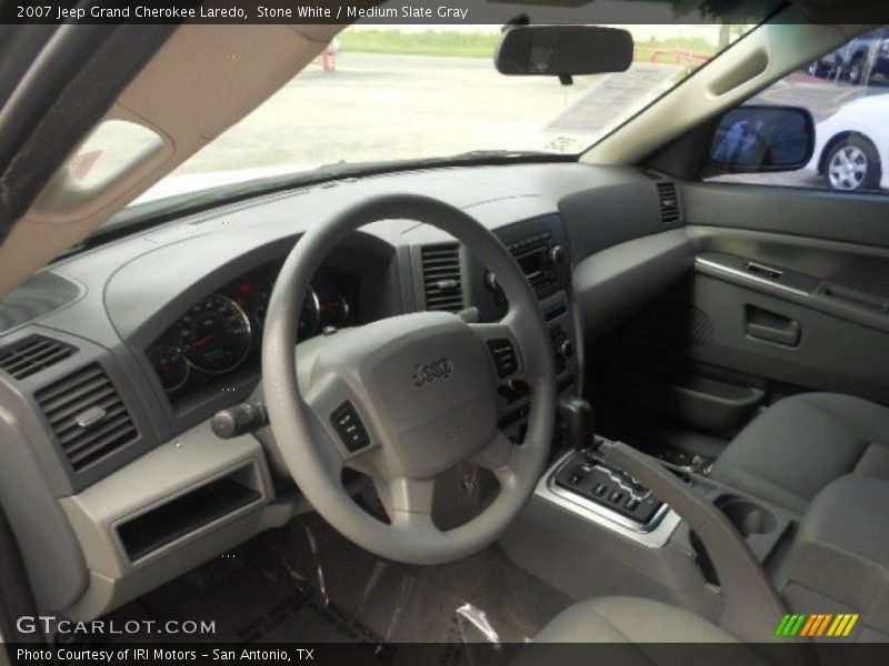 Stone White / Medium Slate Gray 2007 Jeep Grand Cherokee Laredo
