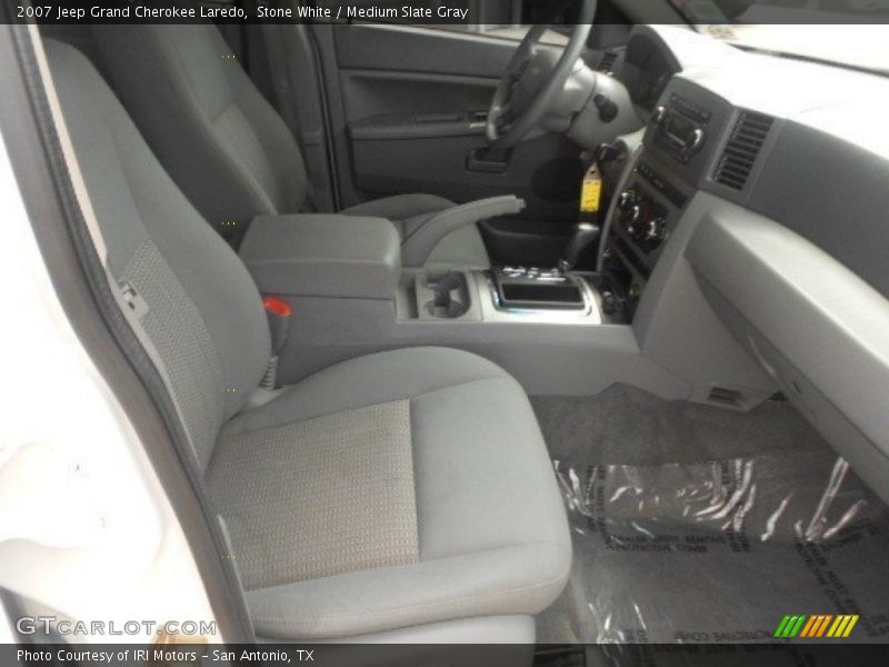 Stone White / Medium Slate Gray 2007 Jeep Grand Cherokee Laredo