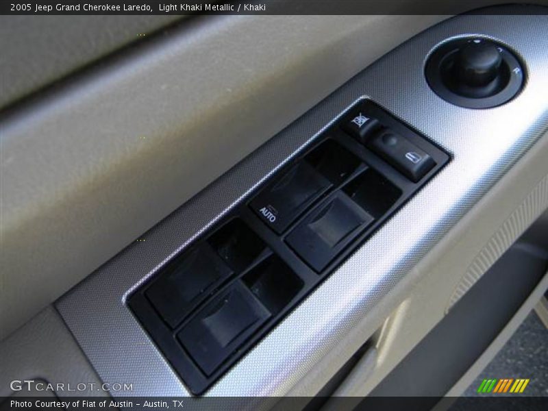 Light Khaki Metallic / Khaki 2005 Jeep Grand Cherokee Laredo