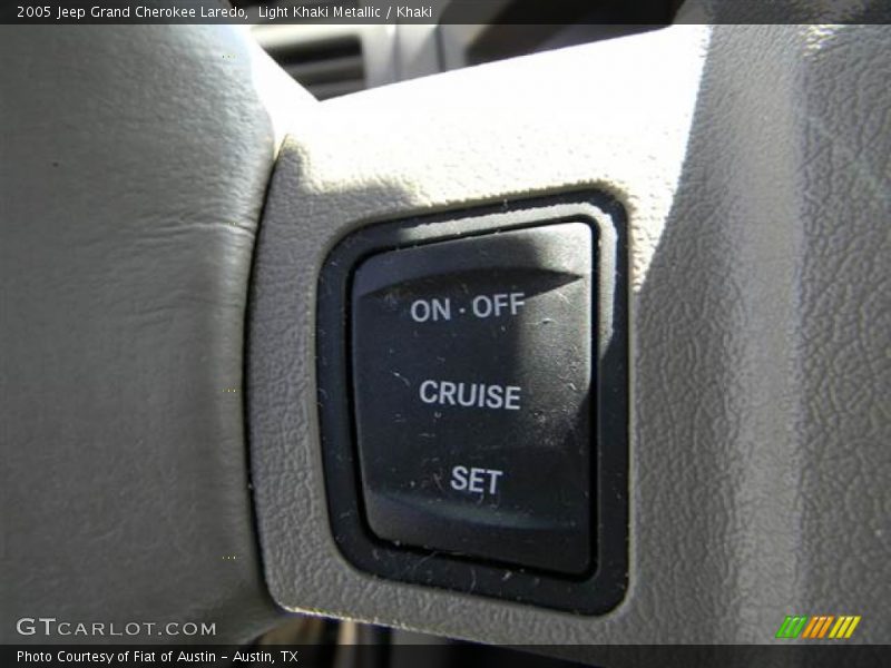 Light Khaki Metallic / Khaki 2005 Jeep Grand Cherokee Laredo