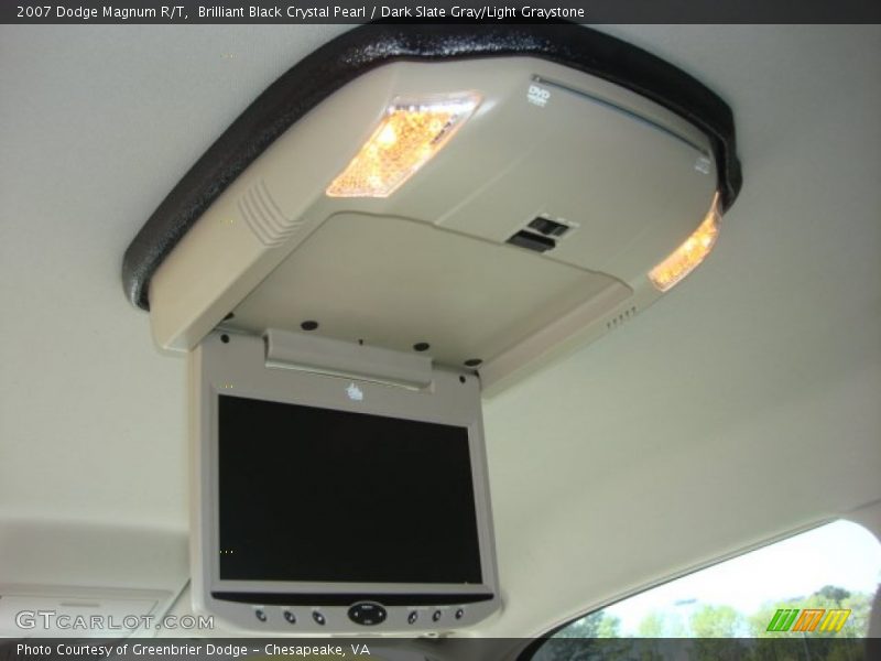Brilliant Black Crystal Pearl / Dark Slate Gray/Light Graystone 2007 Dodge Magnum R/T