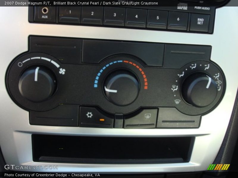 Controls of 2007 Magnum R/T