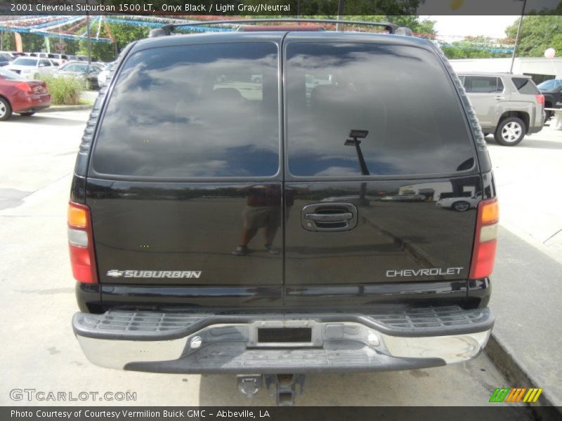 Onyx Black / Light Gray/Neutral 2001 Chevrolet Suburban 1500 LT