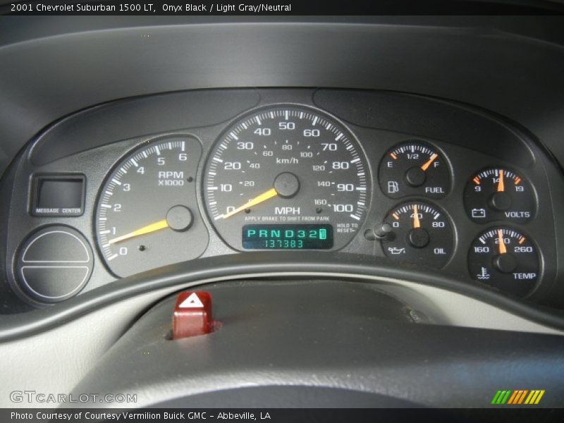 Onyx Black / Light Gray/Neutral 2001 Chevrolet Suburban 1500 LT