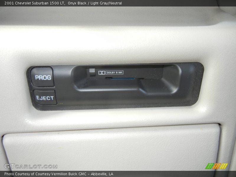 Onyx Black / Light Gray/Neutral 2001 Chevrolet Suburban 1500 LT