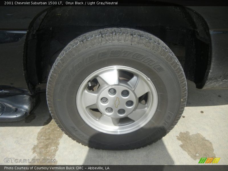 Onyx Black / Light Gray/Neutral 2001 Chevrolet Suburban 1500 LT