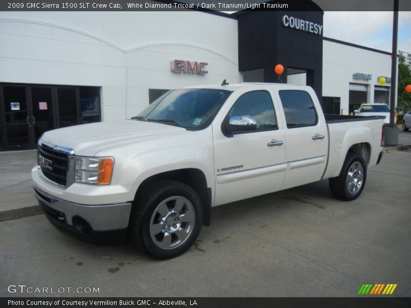 White Diamond Tricoat / Dark Titanium/Light Titanium 2009 GMC Sierra 1500 SLT Crew Cab