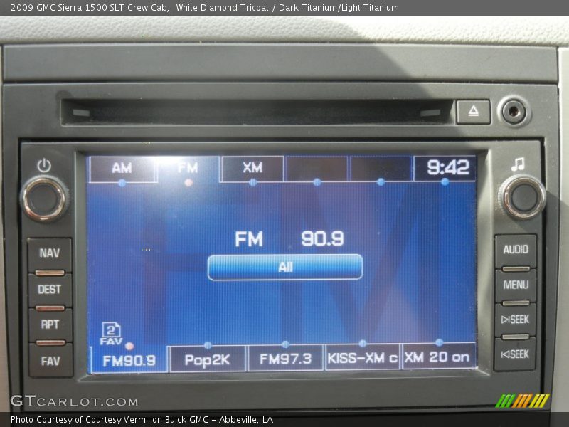 White Diamond Tricoat / Dark Titanium/Light Titanium 2009 GMC Sierra 1500 SLT Crew Cab