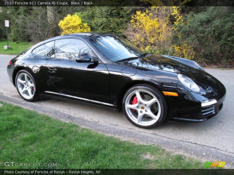 Front 3/4 View of 2010 911 Carrera 4S Coupe