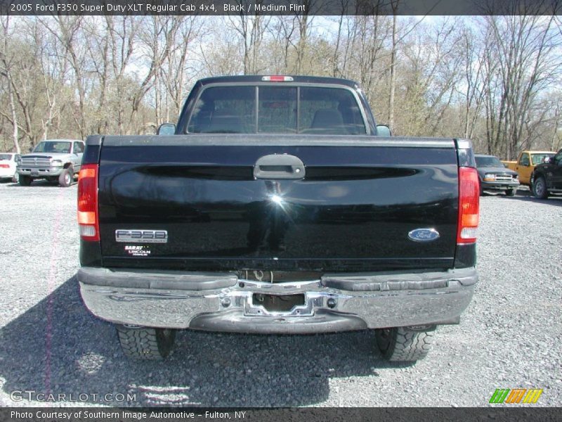 Black / Medium Flint 2005 Ford F350 Super Duty XLT Regular Cab 4x4