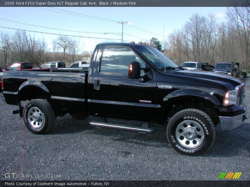Black / Medium Flint 2005 Ford F350 Super Duty XLT Regular Cab 4x4