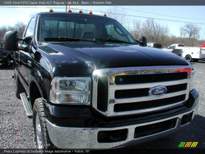 Black / Medium Flint 2005 Ford F350 Super Duty XLT Regular Cab 4x4