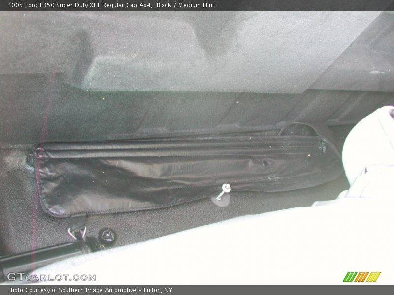 Black / Medium Flint 2005 Ford F350 Super Duty XLT Regular Cab 4x4