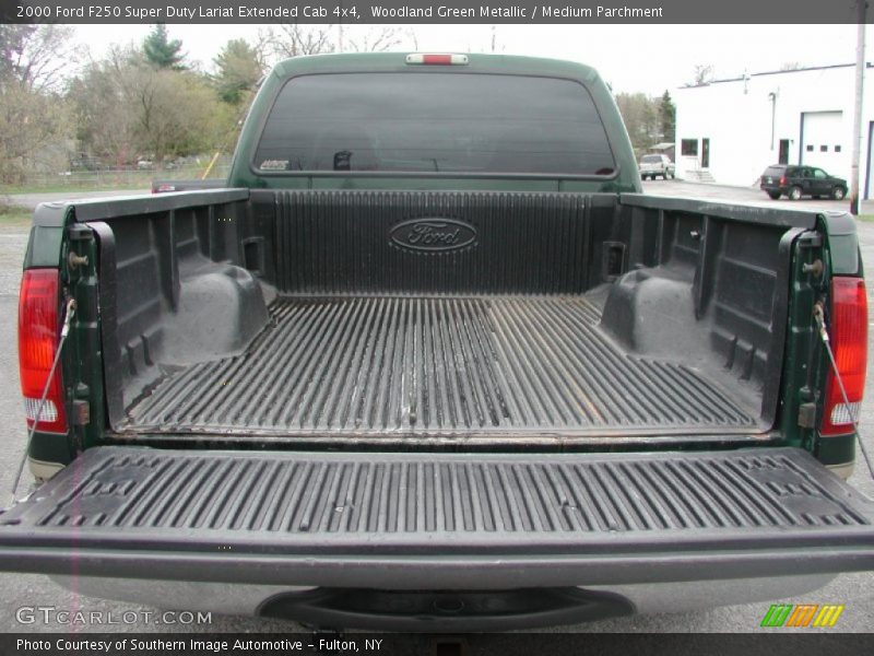 Woodland Green Metallic / Medium Parchment 2000 Ford F250 Super Duty Lariat Extended Cab 4x4