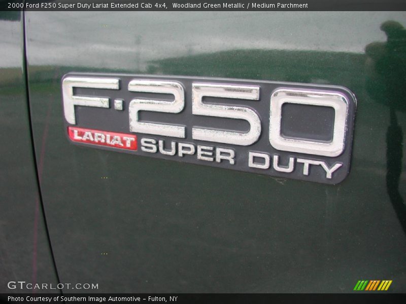 Woodland Green Metallic / Medium Parchment 2000 Ford F250 Super Duty Lariat Extended Cab 4x4