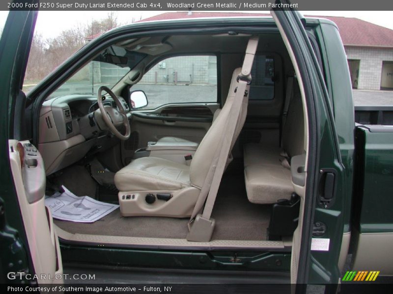 Woodland Green Metallic / Medium Parchment 2000 Ford F250 Super Duty Lariat Extended Cab 4x4