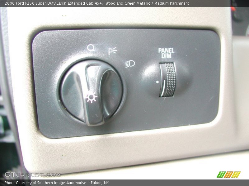 Woodland Green Metallic / Medium Parchment 2000 Ford F250 Super Duty Lariat Extended Cab 4x4