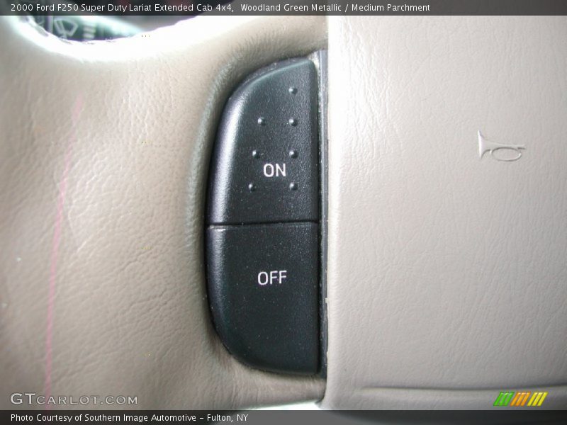 Woodland Green Metallic / Medium Parchment 2000 Ford F250 Super Duty Lariat Extended Cab 4x4