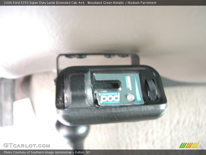 Woodland Green Metallic / Medium Parchment 2000 Ford F250 Super Duty Lariat Extended Cab 4x4