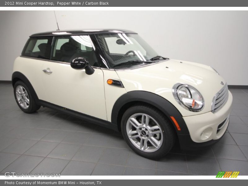 Pepper White / Carbon Black 2012 Mini Cooper Hardtop