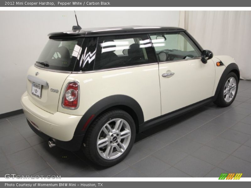 Pepper White / Carbon Black 2012 Mini Cooper Hardtop