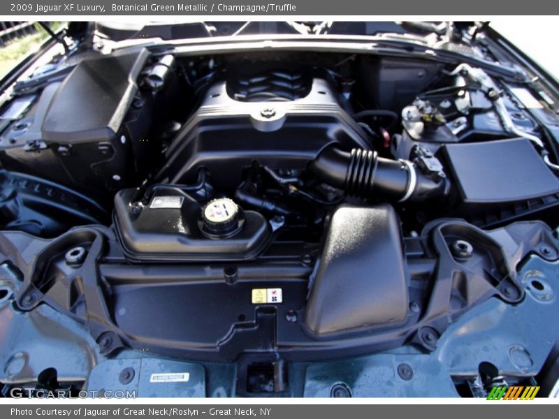  2009 XF Luxury Engine - 4.2 Liter DOHC 32-Valve VVT V8