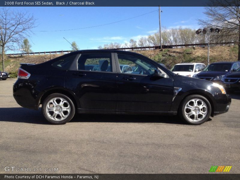 Black / Charcoal Black 2008 Ford Focus SES Sedan