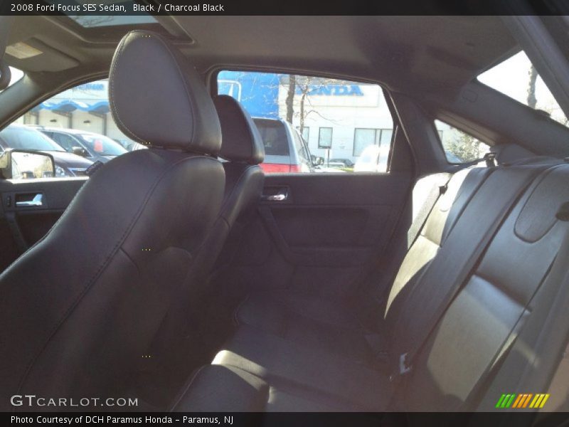 Black / Charcoal Black 2008 Ford Focus SES Sedan