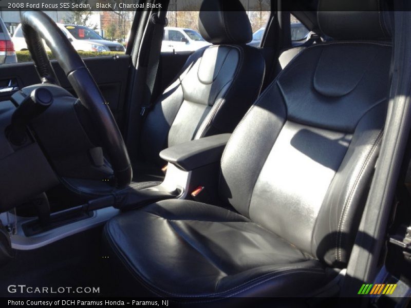 Black / Charcoal Black 2008 Ford Focus SES Sedan