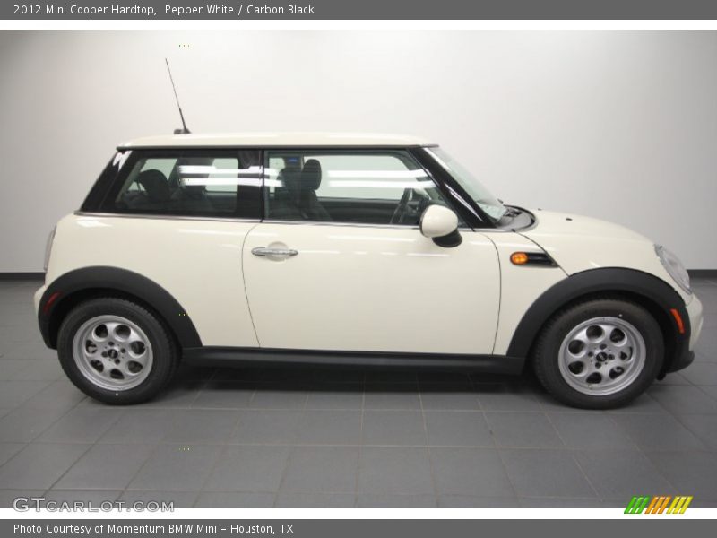 Pepper White / Carbon Black 2012 Mini Cooper Hardtop
