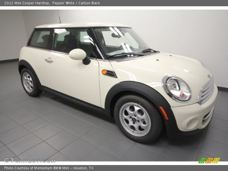Pepper White / Carbon Black 2012 Mini Cooper Hardtop
