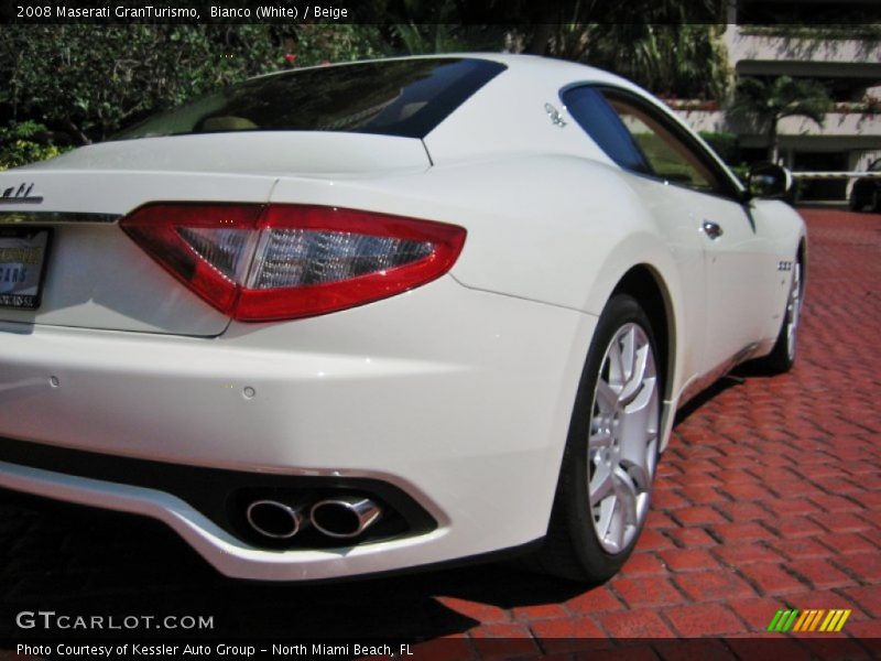 Bianco (White) / Beige 2008 Maserati GranTurismo