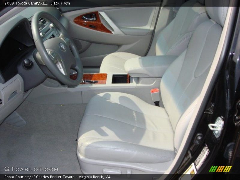 Black / Ash 2009 Toyota Camry XLE
