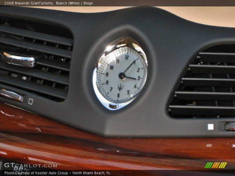 Clock - 2008 Maserati GranTurismo 