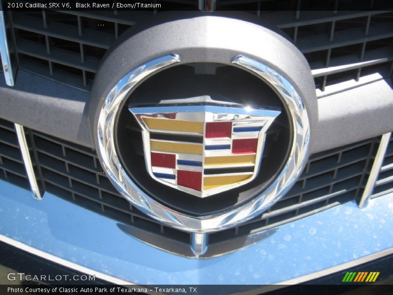 Black Raven / Ebony/Titanium 2010 Cadillac SRX V6