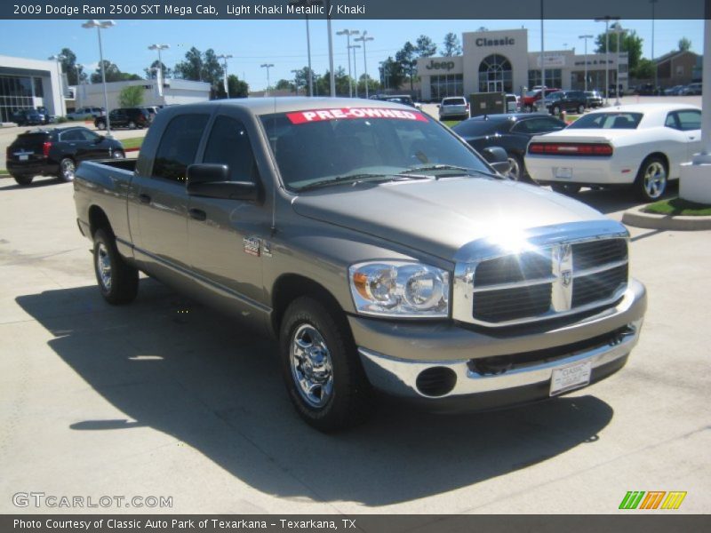 Light Khaki Metallic / Khaki 2009 Dodge Ram 2500 SXT Mega Cab