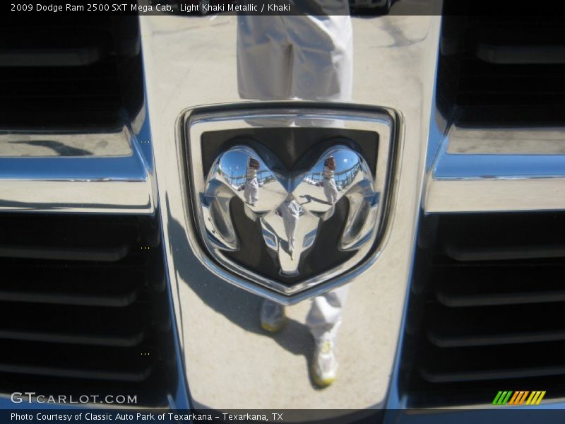 Light Khaki Metallic / Khaki 2009 Dodge Ram 2500 SXT Mega Cab