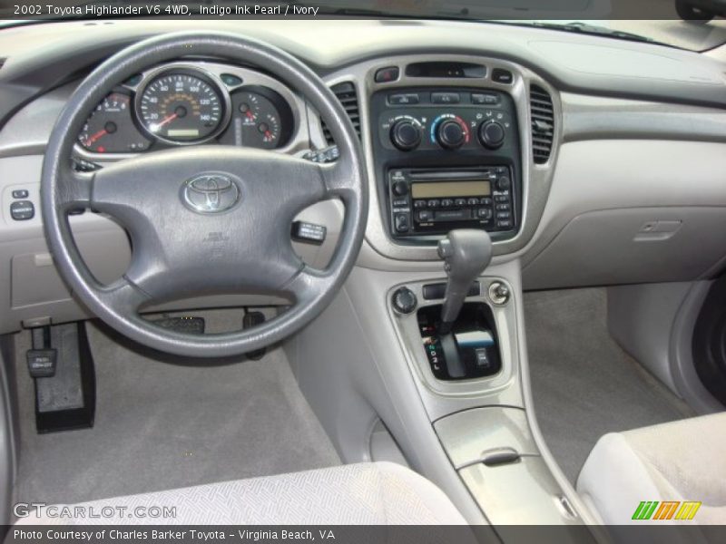 Indigo Ink Pearl / Ivory 2002 Toyota Highlander V6 4WD