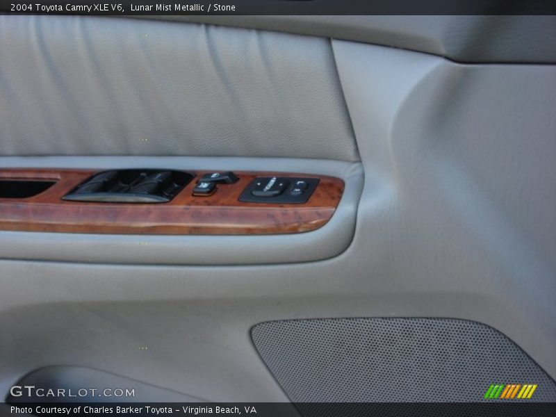 Lunar Mist Metallic / Stone 2004 Toyota Camry XLE V6