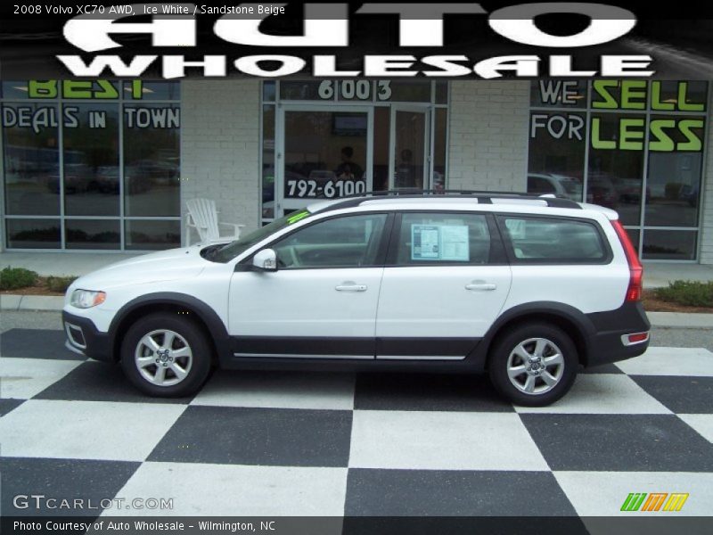 Ice White / Sandstone Beige 2008 Volvo XC70 AWD