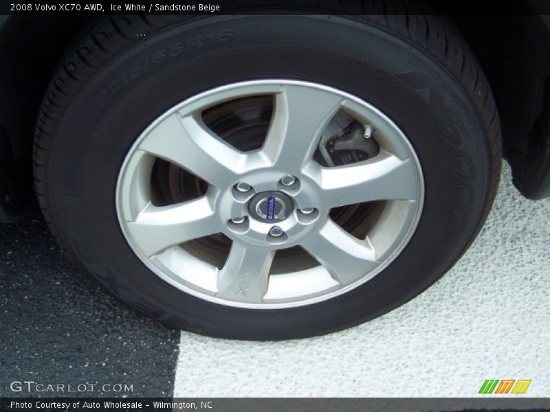 Ice White / Sandstone Beige 2008 Volvo XC70 AWD