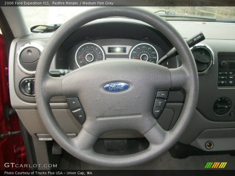  2006 Expedition XLS Steering Wheel