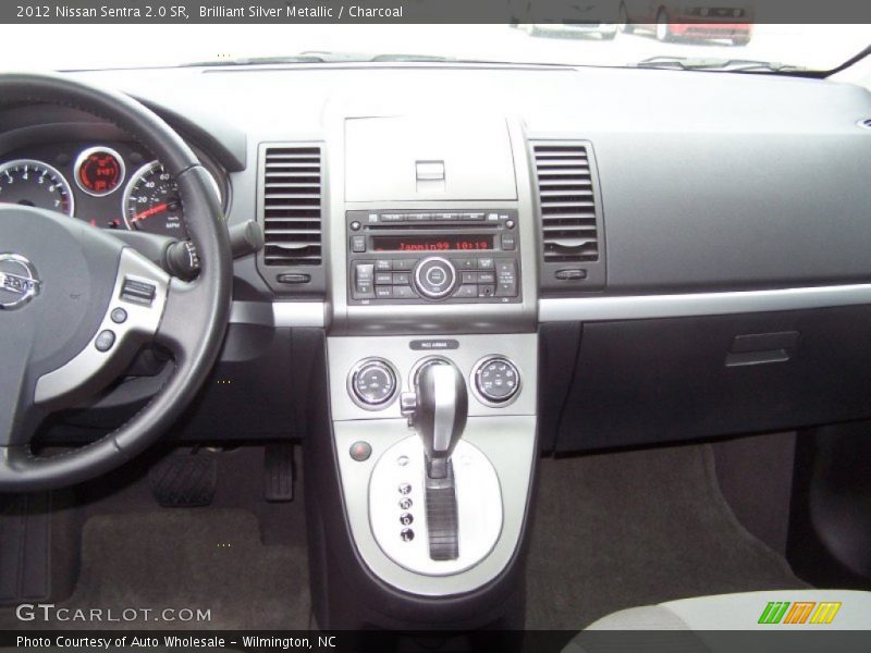 Brilliant Silver Metallic / Charcoal 2012 Nissan Sentra 2.0 SR