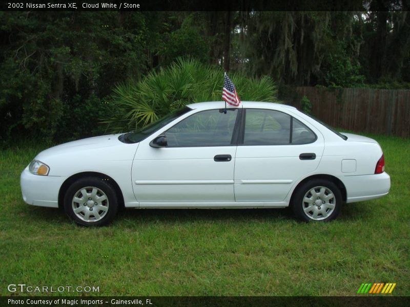 Cloud White / Stone 2002 Nissan Sentra XE