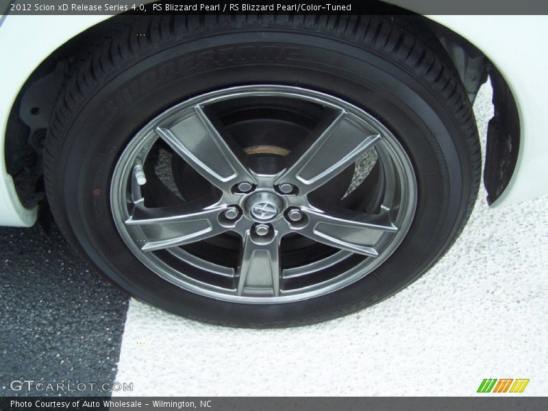 RS Blizzard Pearl / RS Blizzard Pearl/Color-Tuned 2012 Scion xD Release Series 4.0